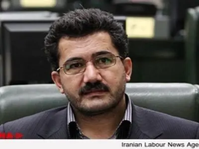 اصولگرایان با خصوصیات دهه ۷۰ نمی‌توانند در انتخابات پیروز شوند