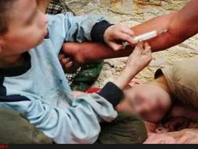 سم‌زدایی از کودکان معتاد بسیار سخت است