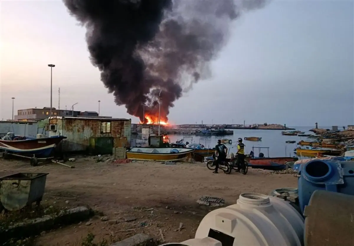 حمله آمریکایی ـ صهیونی به کشتی مسافربری «پرمیسا» در اسکله مروارید خارگ 