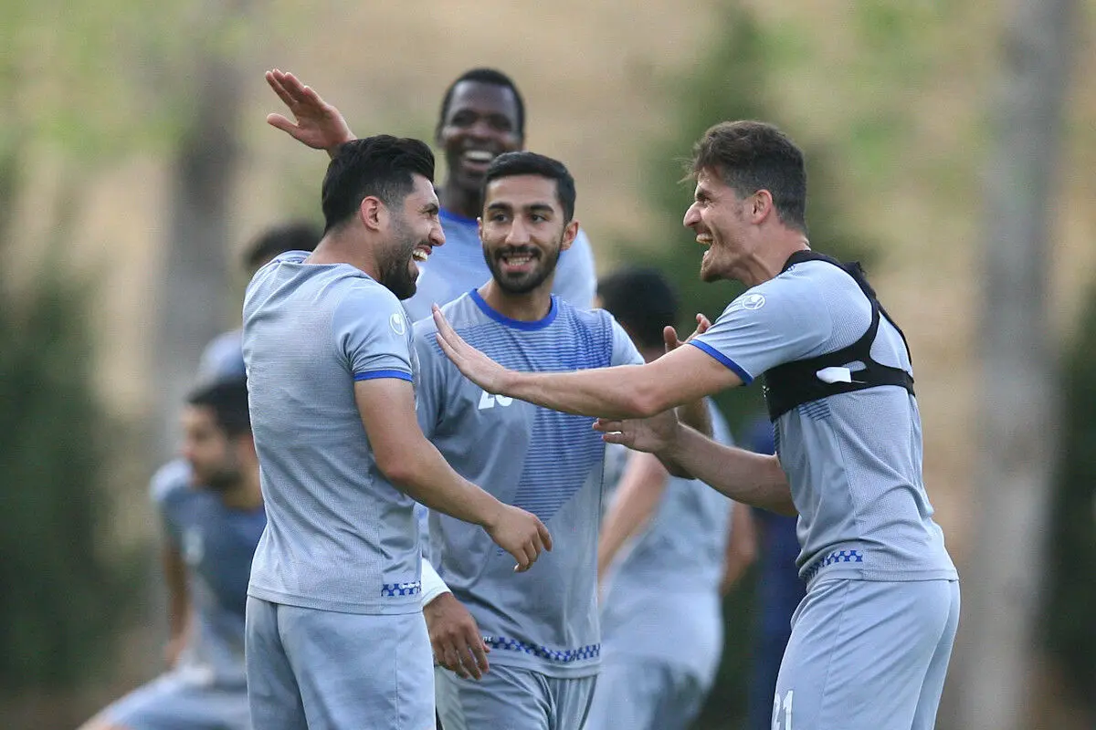 ماجرای خط خوردن عجیب فرشید اسماعیلی از لیست استقلال