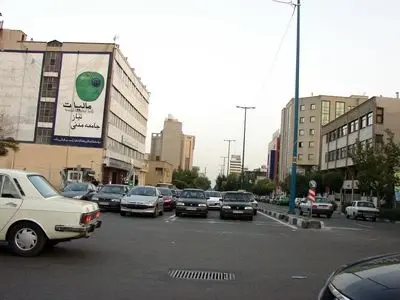 "چهارراه جهان کودک" یکی از گره‌های ترافیکی پایتخت است
