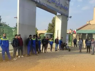 درخواست کارگران بیکار شده فروکروم جغتای برای بازگشت به کار 