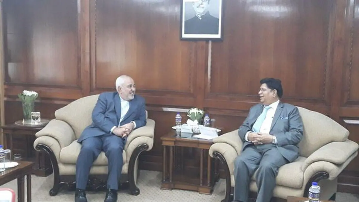وزیر امور خارجه کشورمان با همتای بنگلادشی خود دیدار کرد