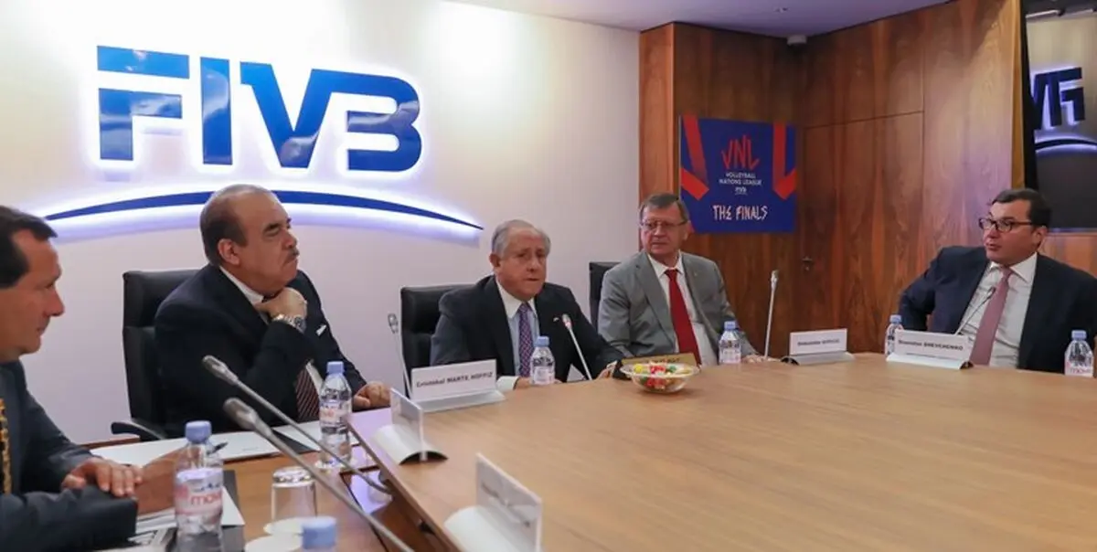 نشست آنلاین کمیسیون مالی FIVB با حضور داورزنی/ تصویب سه مصوبه