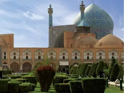 تورهای اصفهان برای علاقه‌مندان به فرهنگ و هنر