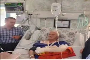 «استاد رحمانی» کارگر شهرداری مهاباد همچنان در بخش مراقبت‌های ویژه بستری است/ راننده متخلف دختری ۱۱ ساله بوده!