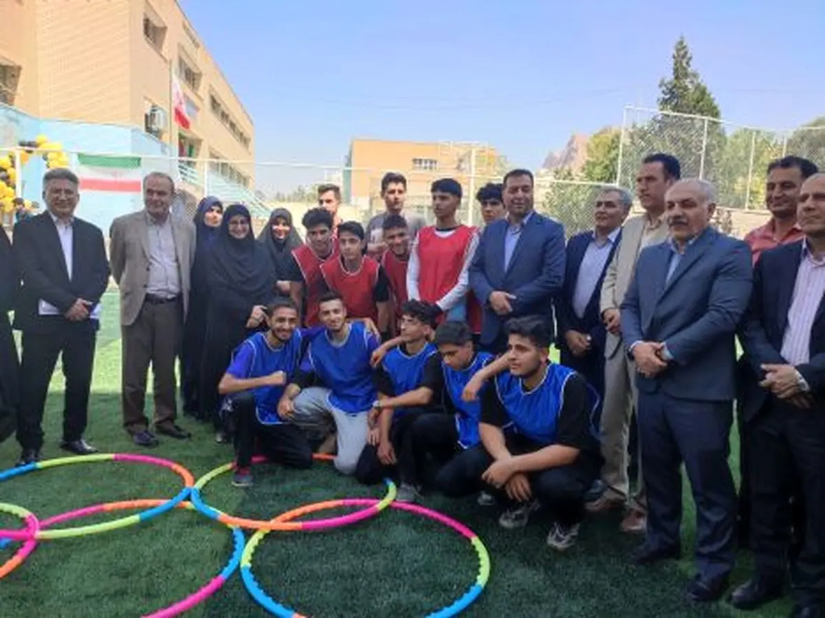 ورزش بستری برای کاهش آسیبهایاجتماعی دانشآموزان است