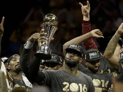 کلیولند قهرمان ‌‌‌‌‌‌‌NBA شد؛ معجزه‌ای به نام جیمز