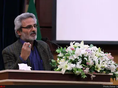 چه کسی به نمایندگان مجلس اجازه داده از وزارت بهداشت حرف‌شنوی داشته باشند؟/مذاکره‌کنندگان مزدی سبد معاش را فراموش نکنند