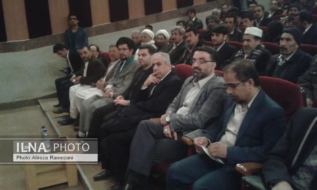شب‌شعر ندای‌وحدت در تالار فرهنگ کاشان برگزار شد 