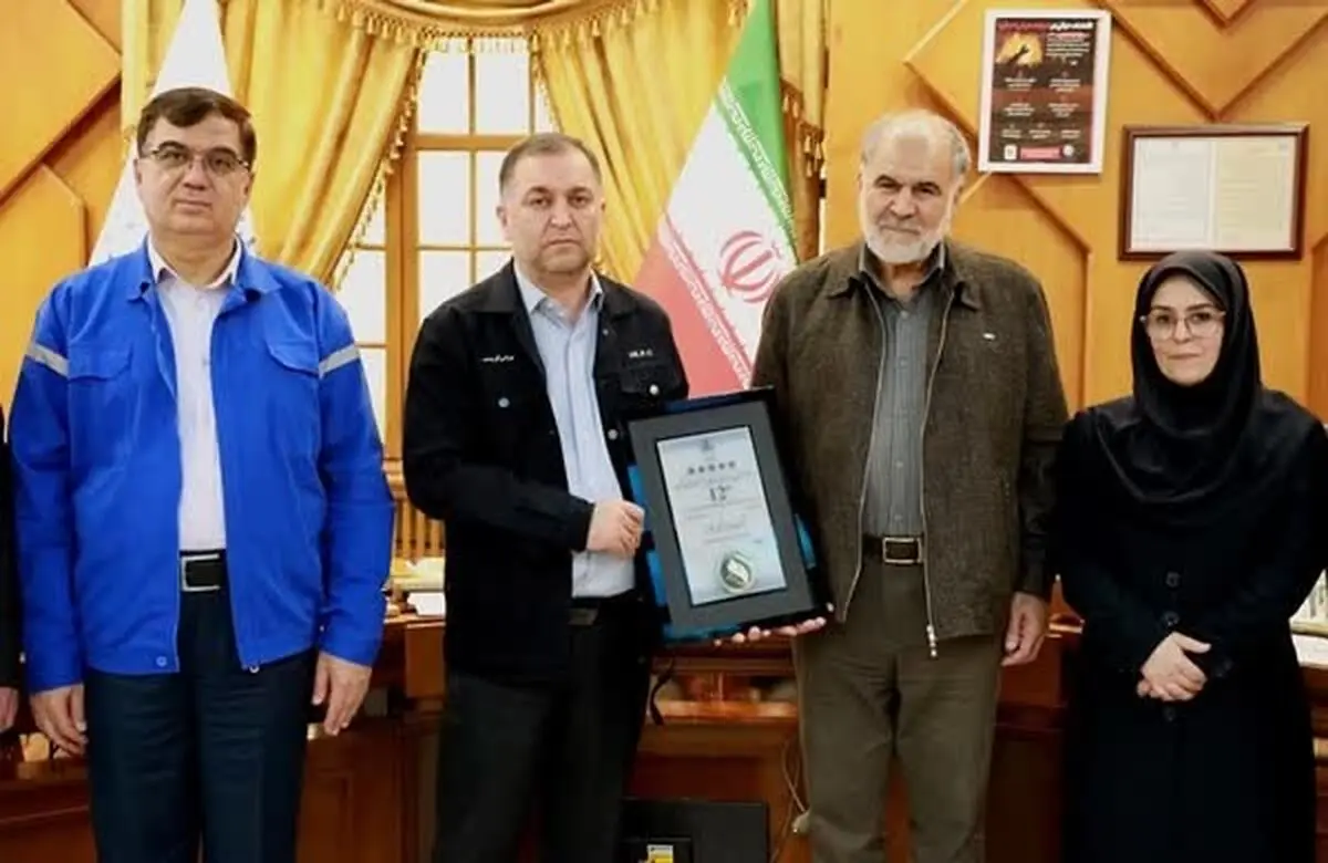 کسب لوح و تندیس 5 ستاره جایزه تعالی سازمانی توسط پتروشیمی شازند