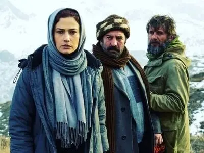 اگر امین حیایی نبود، «برف آخر» ساخته نمی‌شد/ برای زنده ماندن سینمای مستقل از این سه فیلم حمایت کنیم...