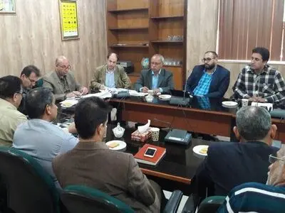 همکاری بخش های دولتی و بهره برداران مجتمع پرورش میگوی چوئبده آبادان