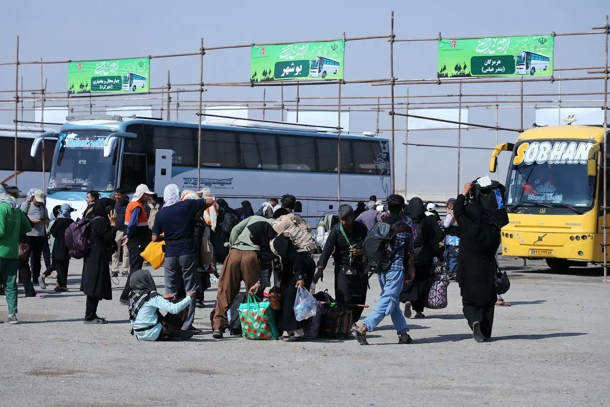 بازگشت زائران اربعین استان مرکزی از کشور عراق