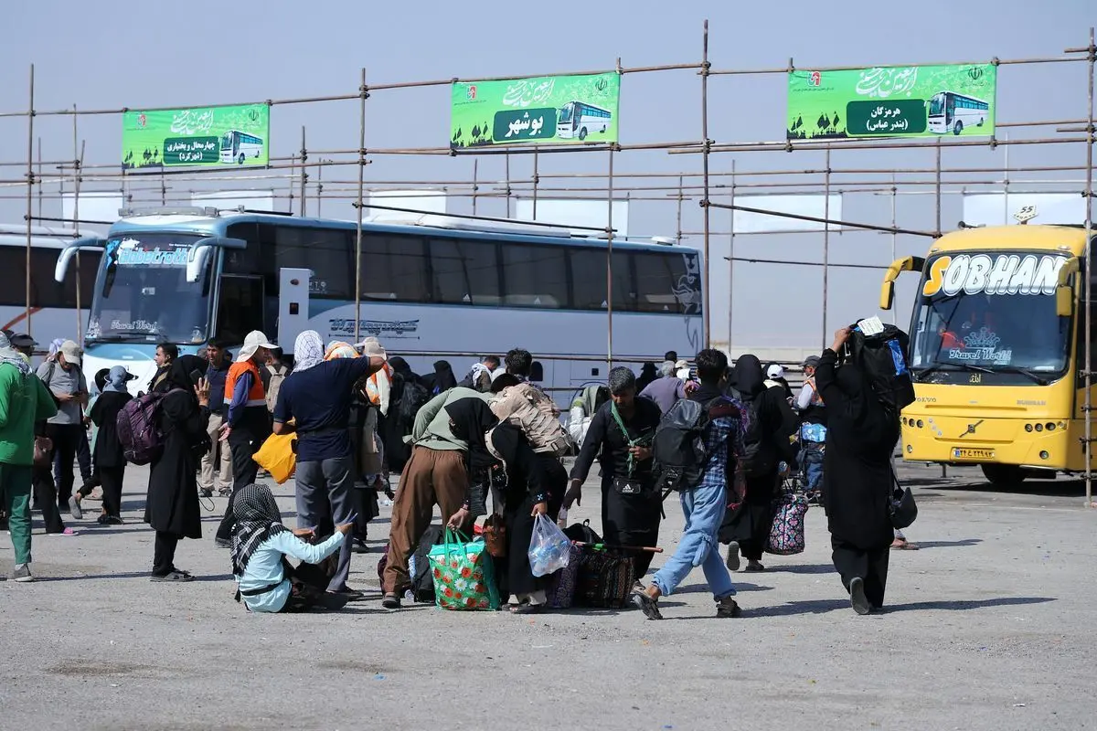 بازگشت زائران اربعین استان مرکزی از کشور عراق
