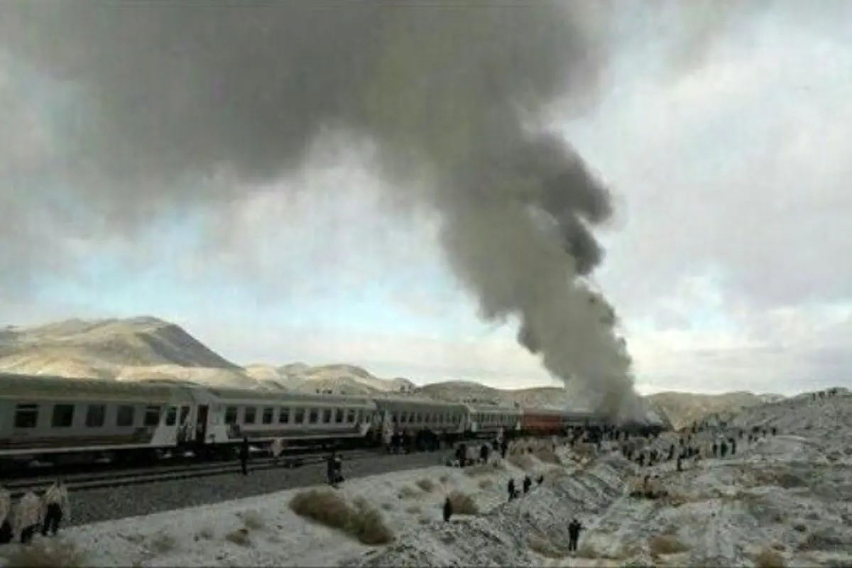 مافیایی در پشت پرده حادثه برخورد دو قطار وجود دارد/ مدیرعامل سابق راه‌آهن مقصر نبود