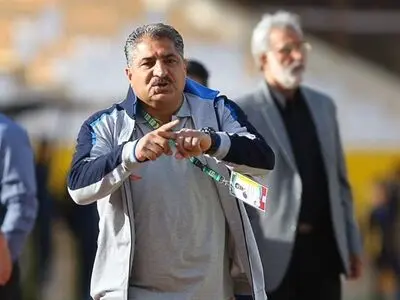 فلاحت‌زاده: انتظار داور بهتری در این بازی داشتم/ بضاعت گسترش فولاد همین است
