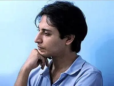 بازنمایی تبهکارها و گروه‌های حاشیه‌ای معنای انتقادی به ادبیات نمی‌دهد