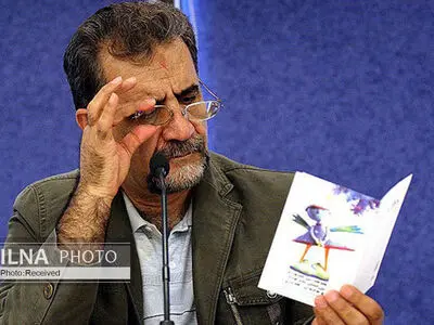 مرغک زرین و مرغک سیمین به کتاب سال و ماه کانون می‌رسد/ اگر مدیران بعدی این جایزه را ادامه ندهند طلبکار می‌شویم/ هولوگرام کتب برگزیده به ناشران اعطا می‌شود