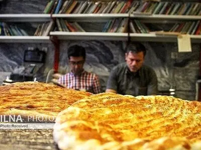 آثار سوء سهمیه‌بندی آرد بر سفره کارگران ساختمانی مهاجر/ چالش جدید سرشماری  نفوس