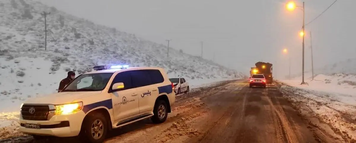 در پی بارش برف؛ ساکنان 3 روستای زیر 10 خانوار در کرمان تخلیه شدند / مسدودن شدن جاده راین به ساردوییه