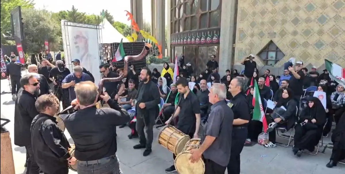 سنج و دمام‌نوازی برای رهبر شهید+فیلم