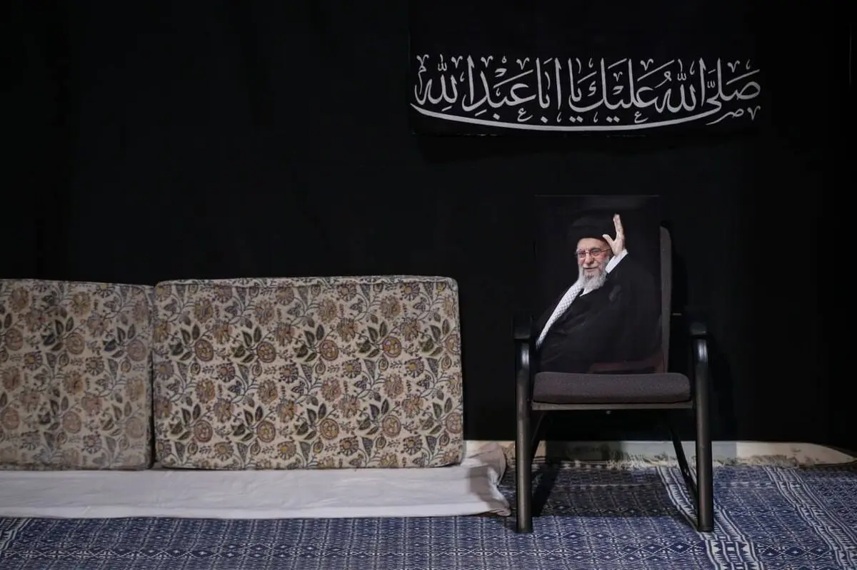 نخستین شب مراسم عزاداری محرم در جوار محل عروج ملکوتی رهبر شهید انقلاب