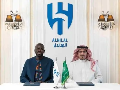 رسمی: کولیبالی با الهلال تمدید کرد