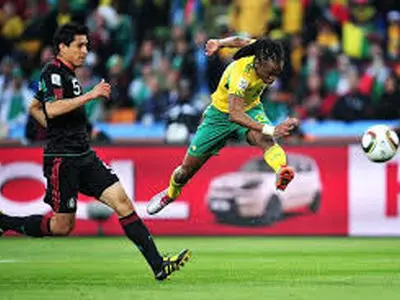 ویدئو: شروع جام جهانی ۲۰۰۲ با اولین گل