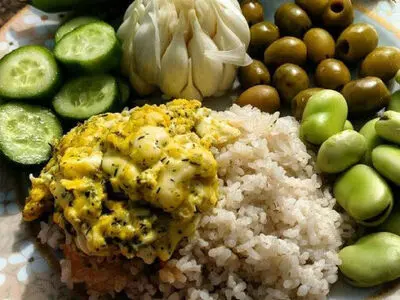 طرز تهیه پنیر برشته ؛ غذای محلی گیلانی‌ها 