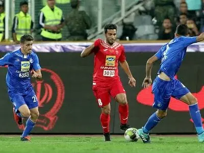 ویدئو: برترین مدافعان راست ایران در سال 1399
