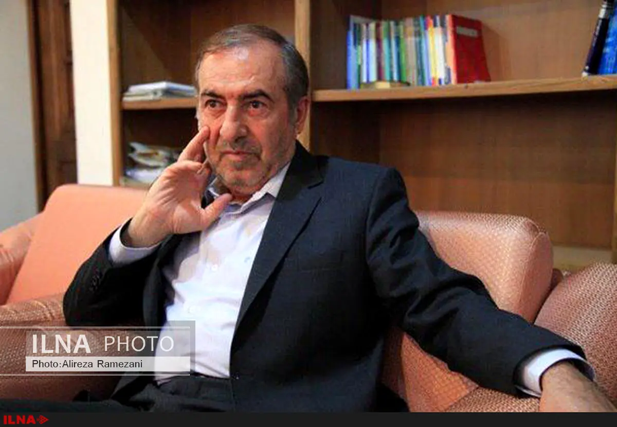 دهان شورای شهر را با امتیازهای ویژه می‌بندند/ احمدی‌نژاد بیاید، آیندگان ما را نمی‌بخشند