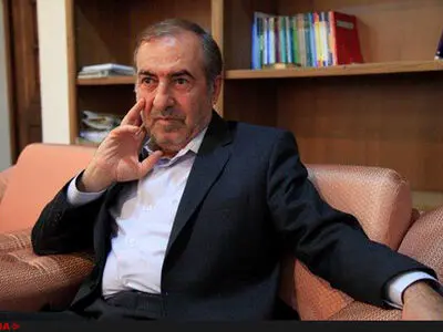 دهان شورای شهر را با امتیازهای ویژه می‌بندند/ احمدی‌نژاد بیاید، آیندگان ما را نمی‌بخشند