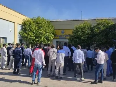 تجمع کارگران پالایشگاه‌های پارس جنوبی؛ کارفرمایان، کارگران را تهدید کردند! 