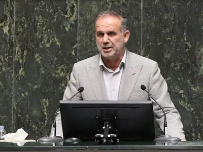 رئیس جمهور بداند نطق بودجه، قرآن خواندن و تفسیر آیات شریفه نیست