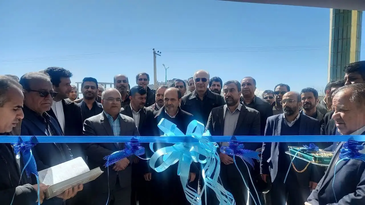 افتتاح ۷۰ پروژه خدماتی و اقتصادی در شهرستان سمیرم 