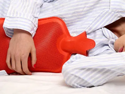 چرا درد قاعدگی در بعضی خانم‌ها شدید است؟