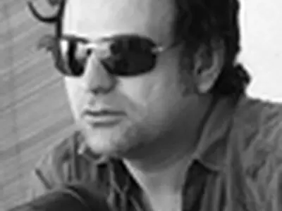 فیلمسازان نباید به جشنواره به عنوان یک منبع درآمدزا نگاه کنند