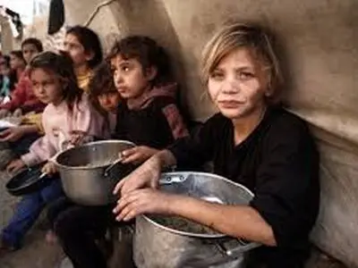 انگلیس خواستار ورود هرچه بیشتر کمک‌ها به غزه شد