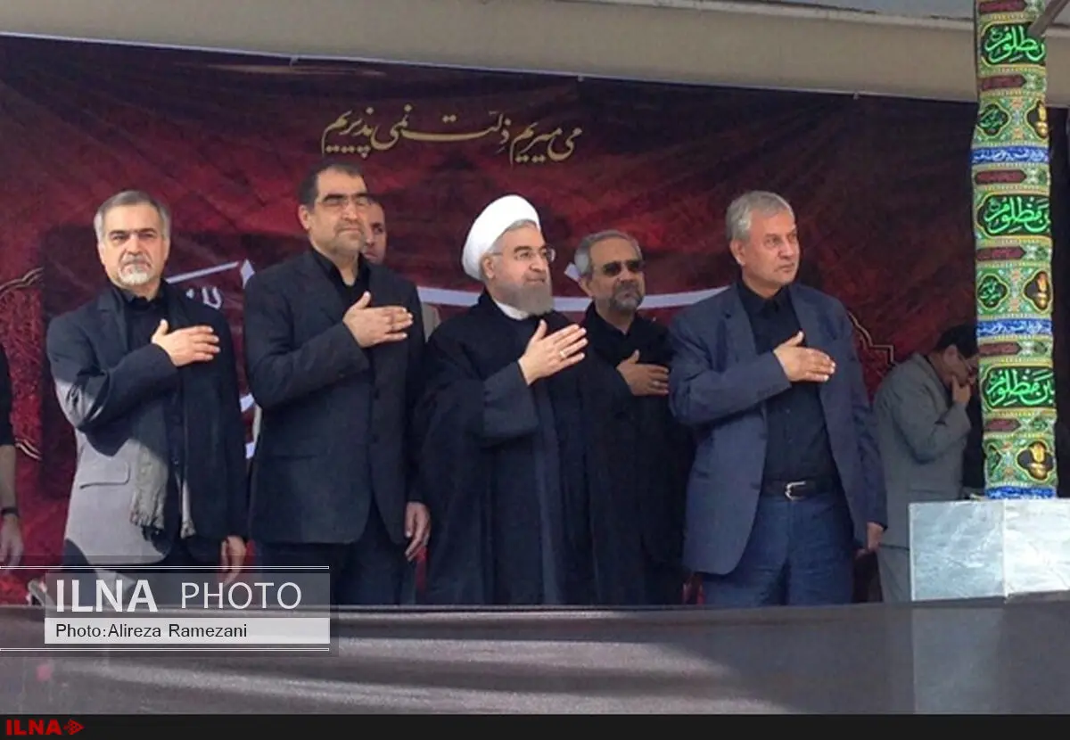 امسال روحانی با کارگران عزاداری کرد+عکس