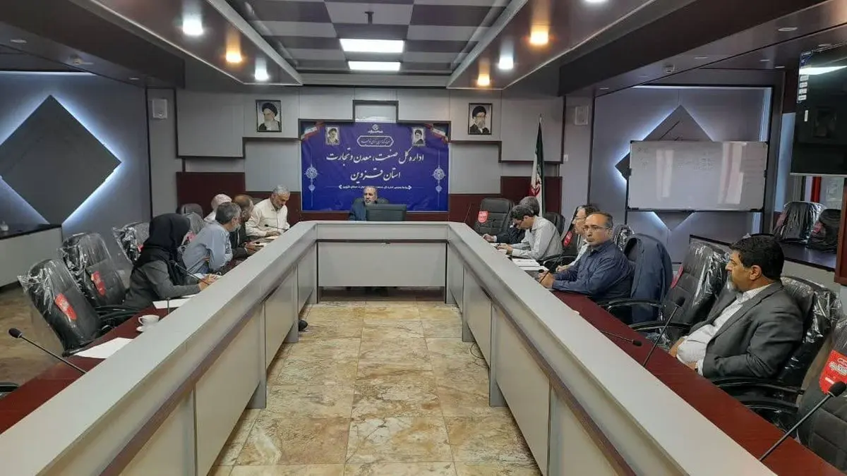 بازار قزوین از کالاهای اساسی اشباع شد