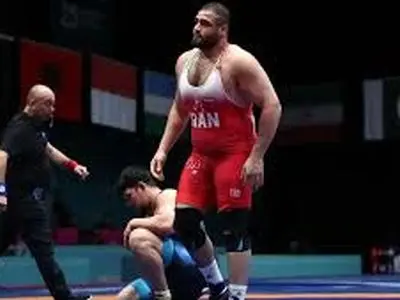 روزگار متفاوت قهرمان ایرانی دور از تشک کشتی + فیلم