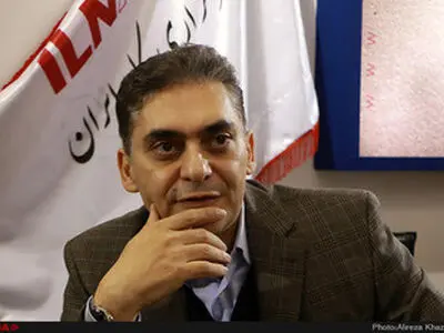 تجارت کشور معطل دستور العمل بانک مرکزی است/ اعتبار تاجران ایرانی در معرض تهدید است