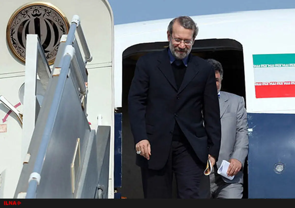 لاریجانی در راس هیاتی، عازم پکن شد