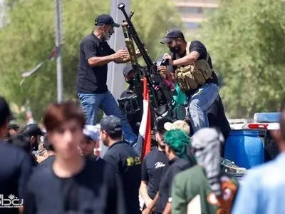 آغاز روند عقب‌نشینی تظاهرکنندگان از منطقه سبز بغداد/ قدردانی «مصطفی الکاظمی» از دعوت صدر/ لغو ممنوعیت آمد و شد در بغداد و استان‌های دیگر