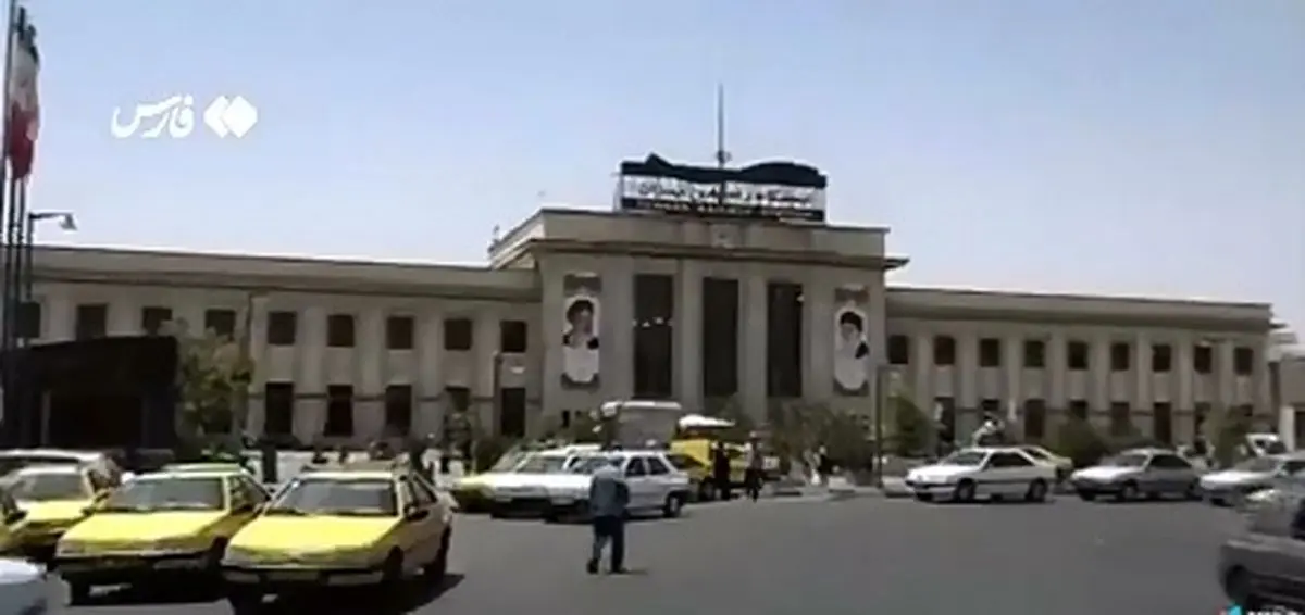 پرچم ایران همیشه بالاست + فیلم