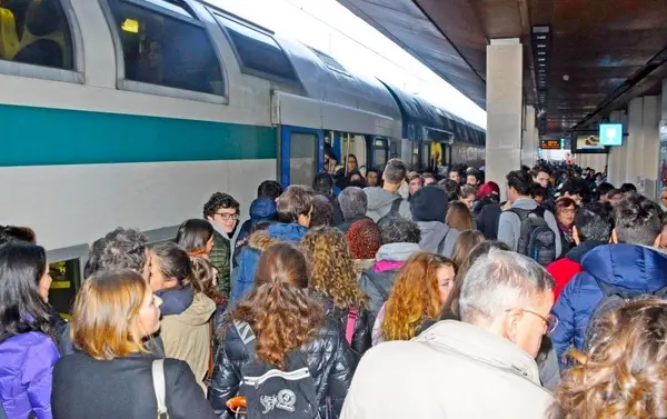 اعتصاب سراسری کارگران راه‌آهن ایتالیا در اعتراض به مزد