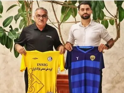 رنگی نا آشنا بر تن استقلال 