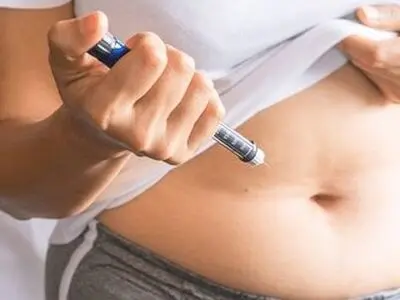 استفاده از آمپول‌های تزریقی برای لاغری؛ آری یا خیر؟