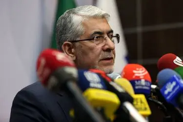 فرایند انتخاب آثار «سینماحقیقت»‌ به رأی‌گیری آکادمیک نزدیک است/ انعکاس صداهای مختلف در این رویداد/ جامعه صنفی مستند پذیرای کاهش جوایز نیست